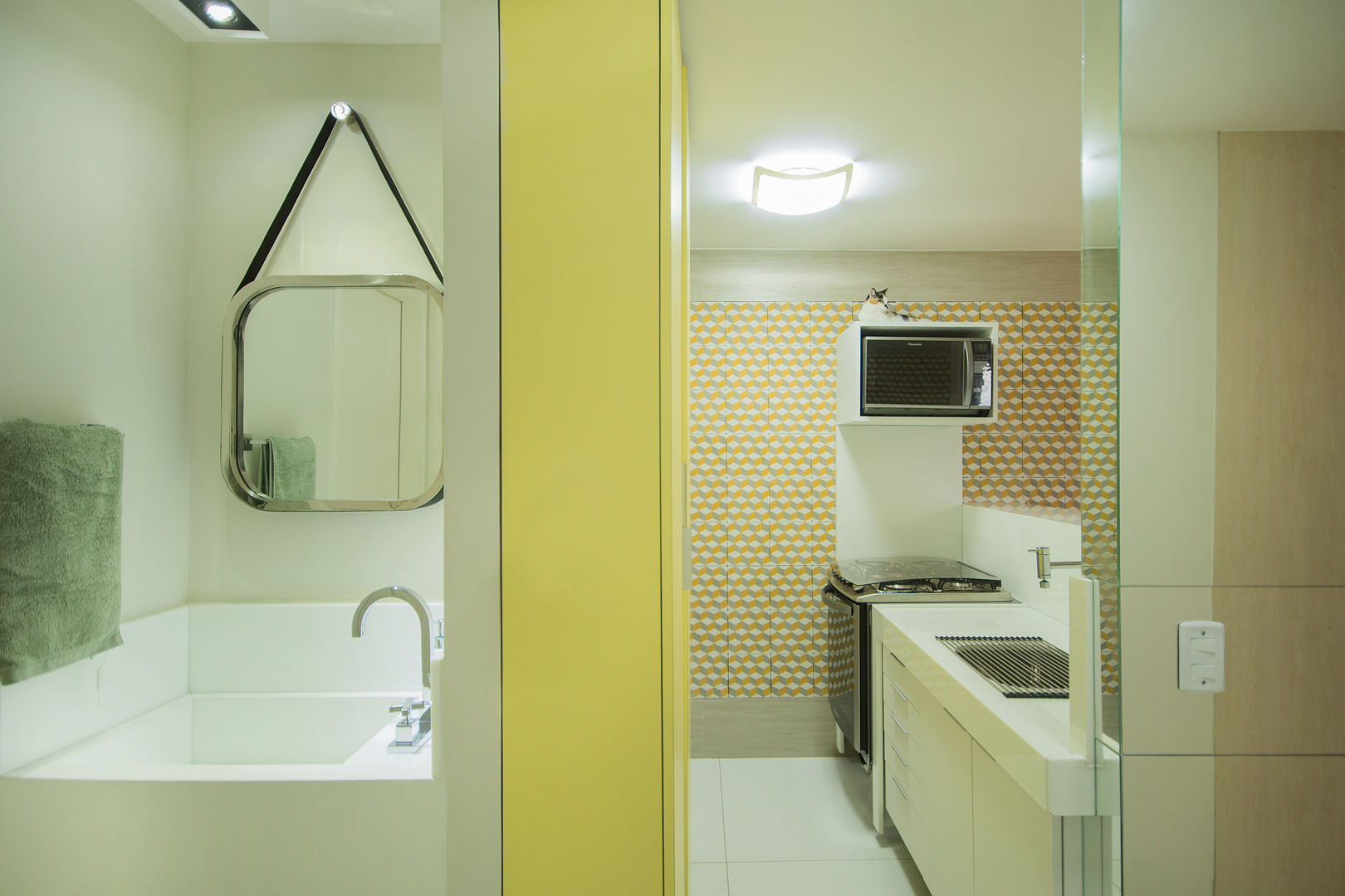 homify Modern Banyo