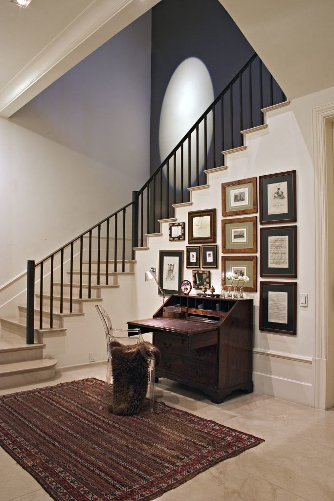 homify Eclectic corridor, hallway & stairs