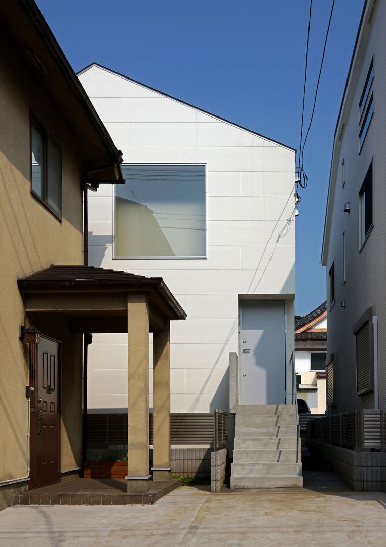 modern by アトリエハコ建築設計事務所／atelier HAKO architects, Modern