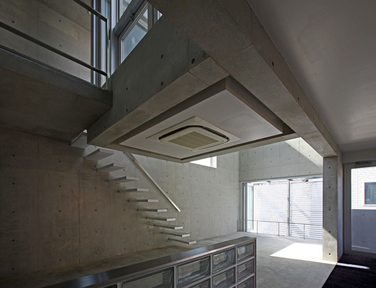 House at Minamikarasuyama, アトリエハコ建築設計事務所／atelier HAKO architects アトリエハコ建築設計事務所／atelier HAKO architects