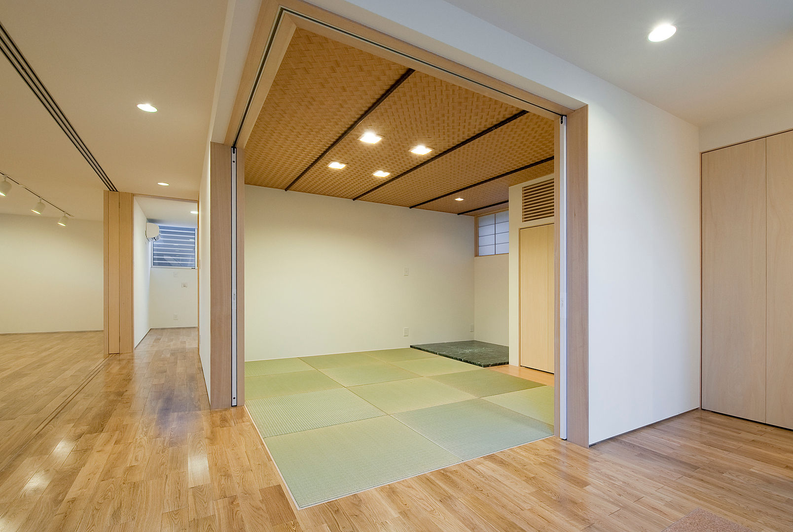 町田の家, 萩原健治建築研究所 萩原健治建築研究所 Asian style bedroom