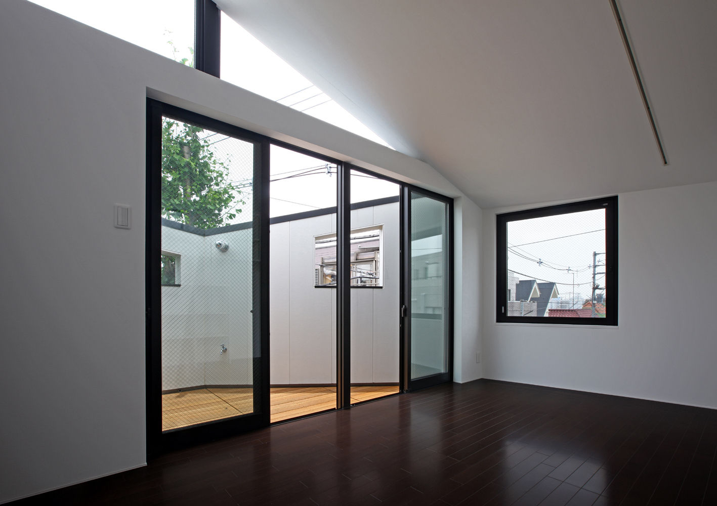 modern door アトリエハコ建築設計事務所／atelier HAKO architects, Modern