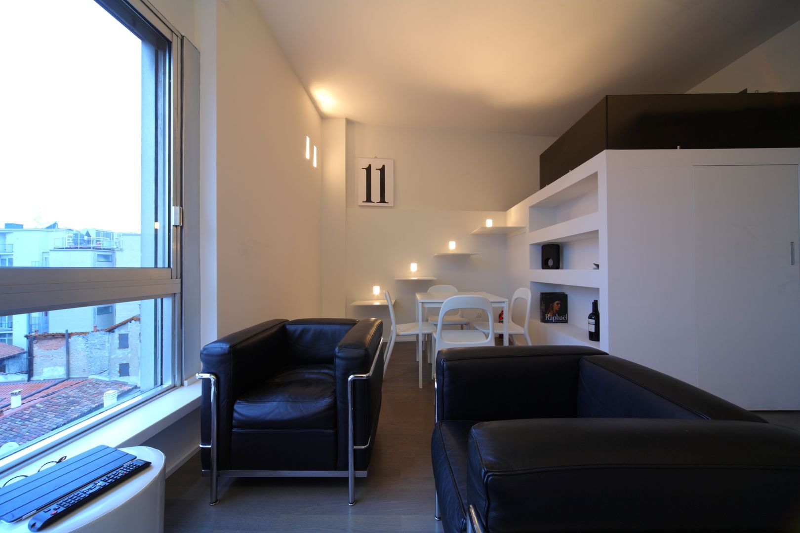 scomparire a Milano, ristrutturami ristrutturami Minimalistische woonkamers