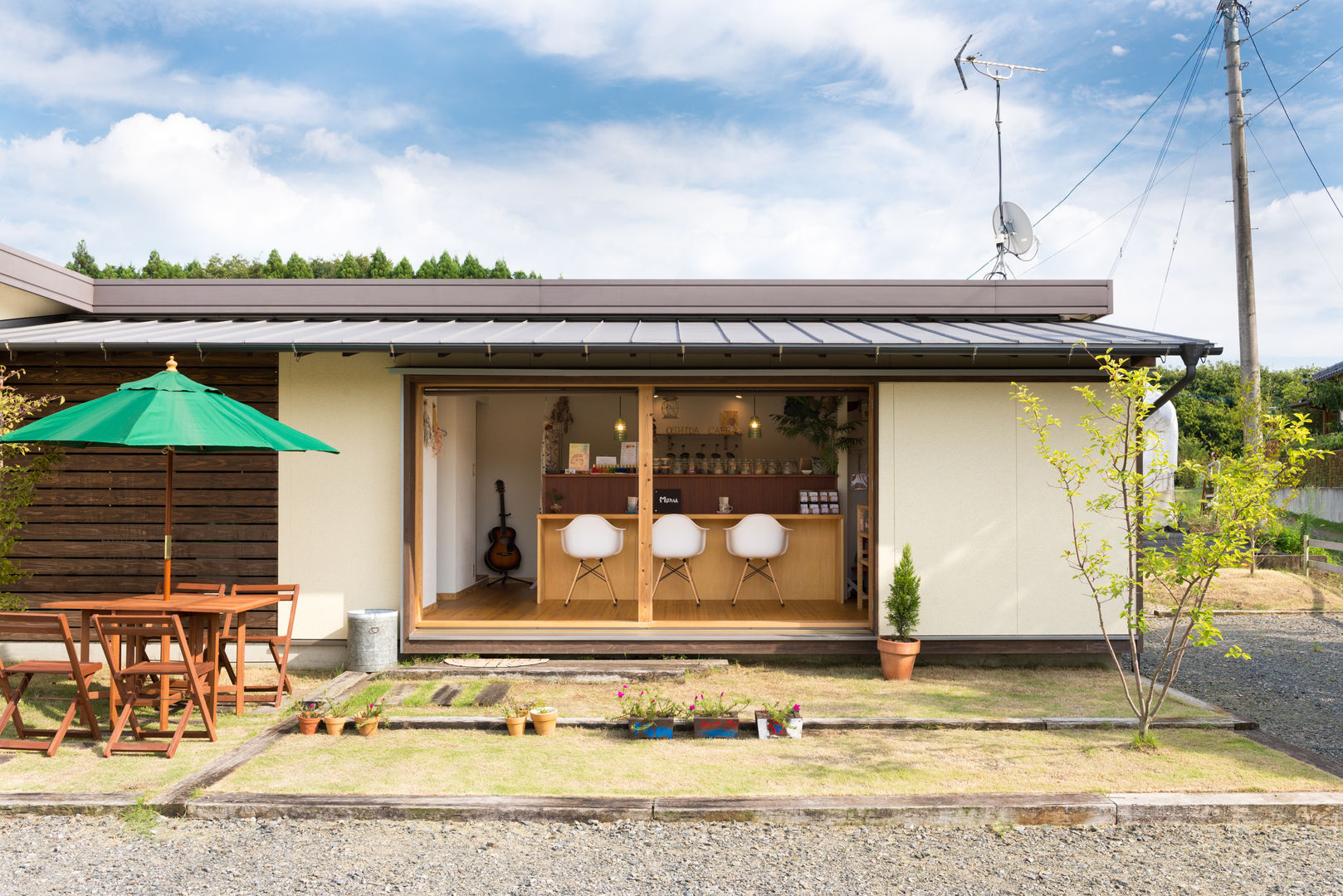 cafeのある小さなおうち, FAD建築事務所 FAD建築事務所 Casas estilo moderno: ideas, arquitectura e imágenes