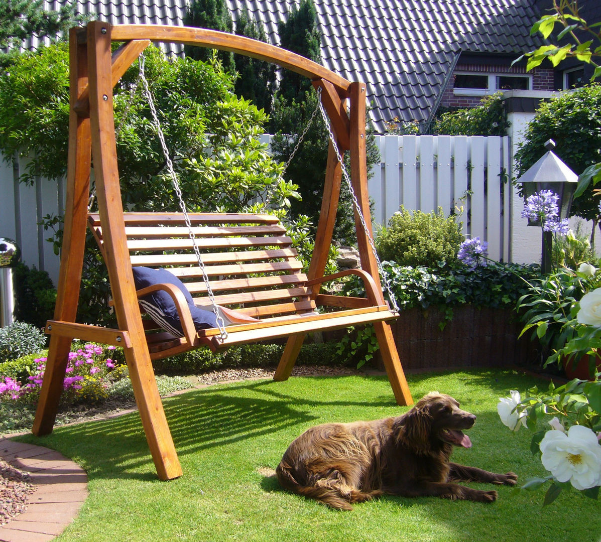 homify Rustic style garden Furniture