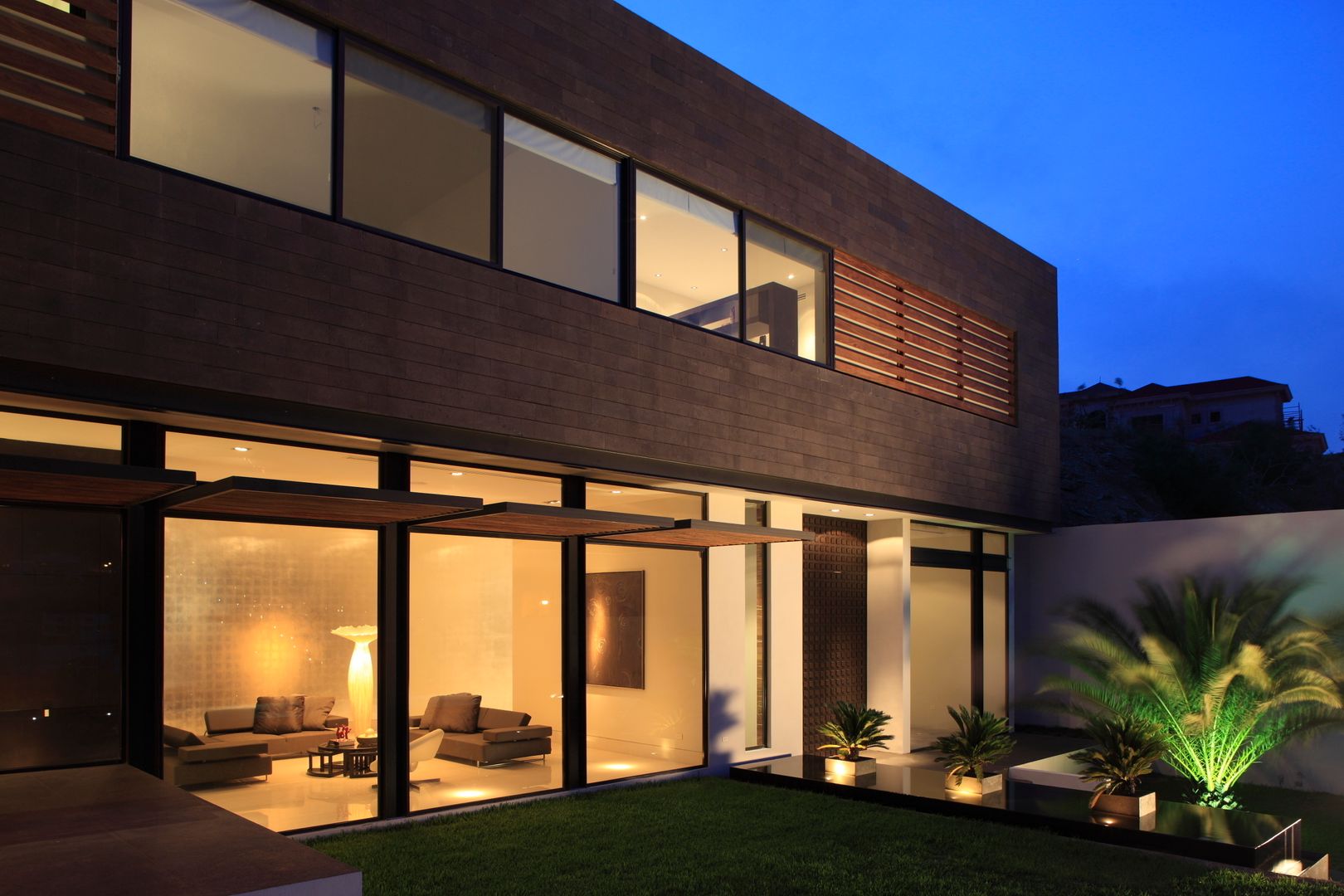 Casa CG, GLR Arquitectos GLR Arquitectos บ้านและที่อยู่อาศัย