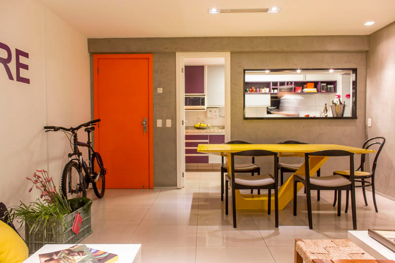 KP 1401, POCHE ARQUITETURA POCHE ARQUITETURA Salas de jantar modernas Bicicleta,Propriedade,Mobiliário,Construção,Mesa,Roda de bicicleta,laranja,Porta,Roda,Amarelo