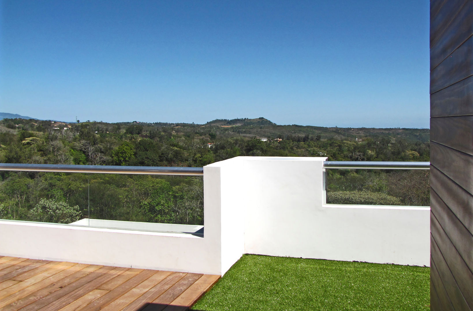 Vista desde la Terraza homify Balcones y terrazas modernos