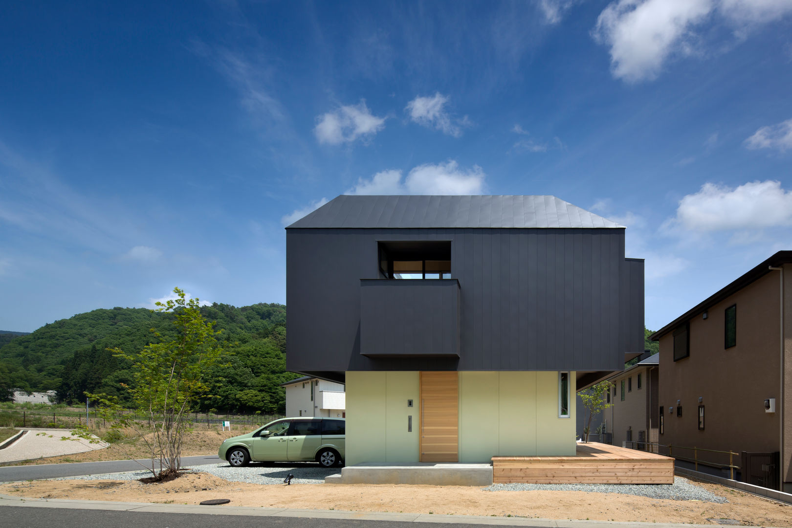 箕面森町の家, 安部秀司建築設計事務所 安部秀司建築設計事務所 Modern houses