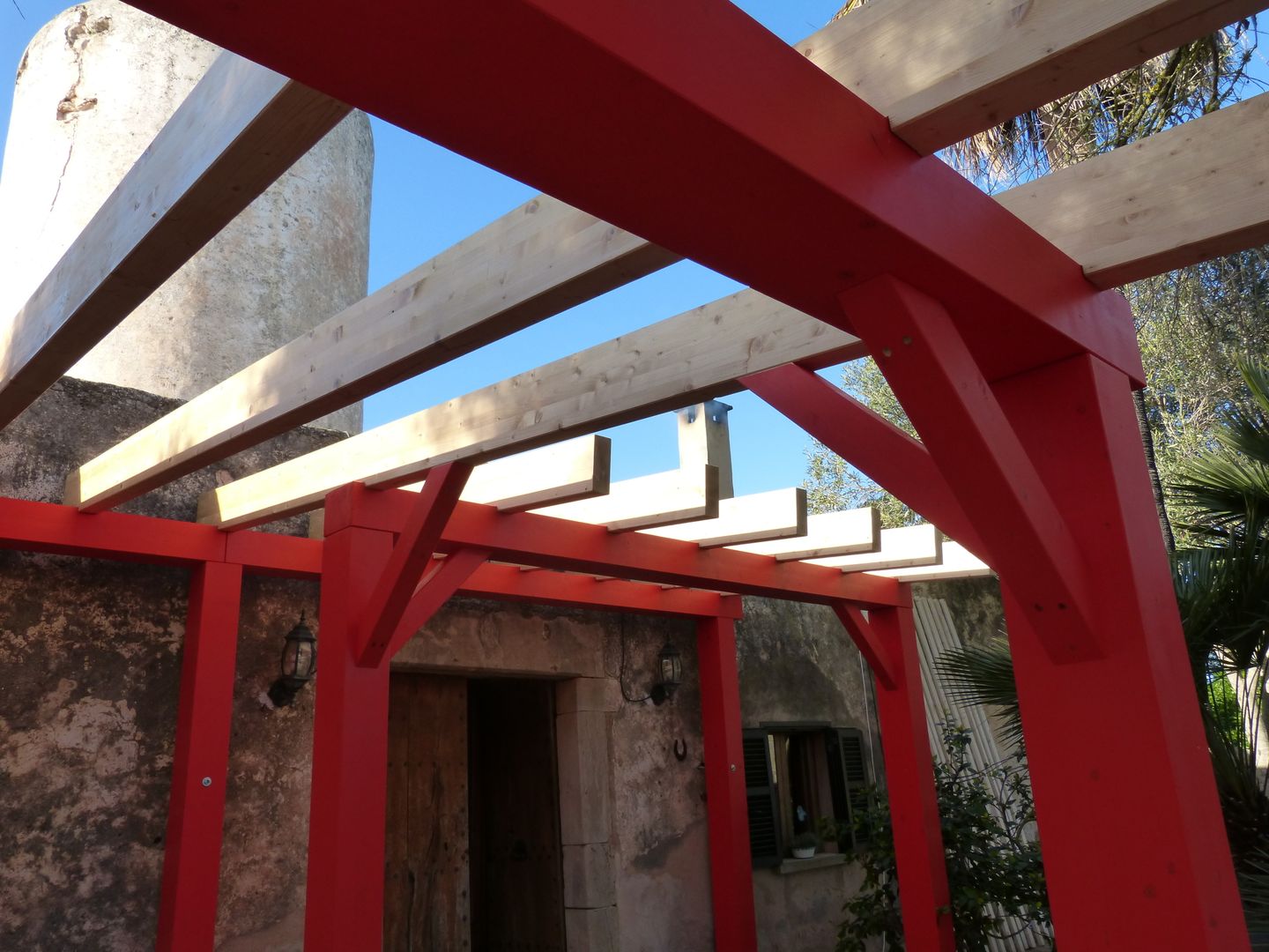 painted pergola homify Сад