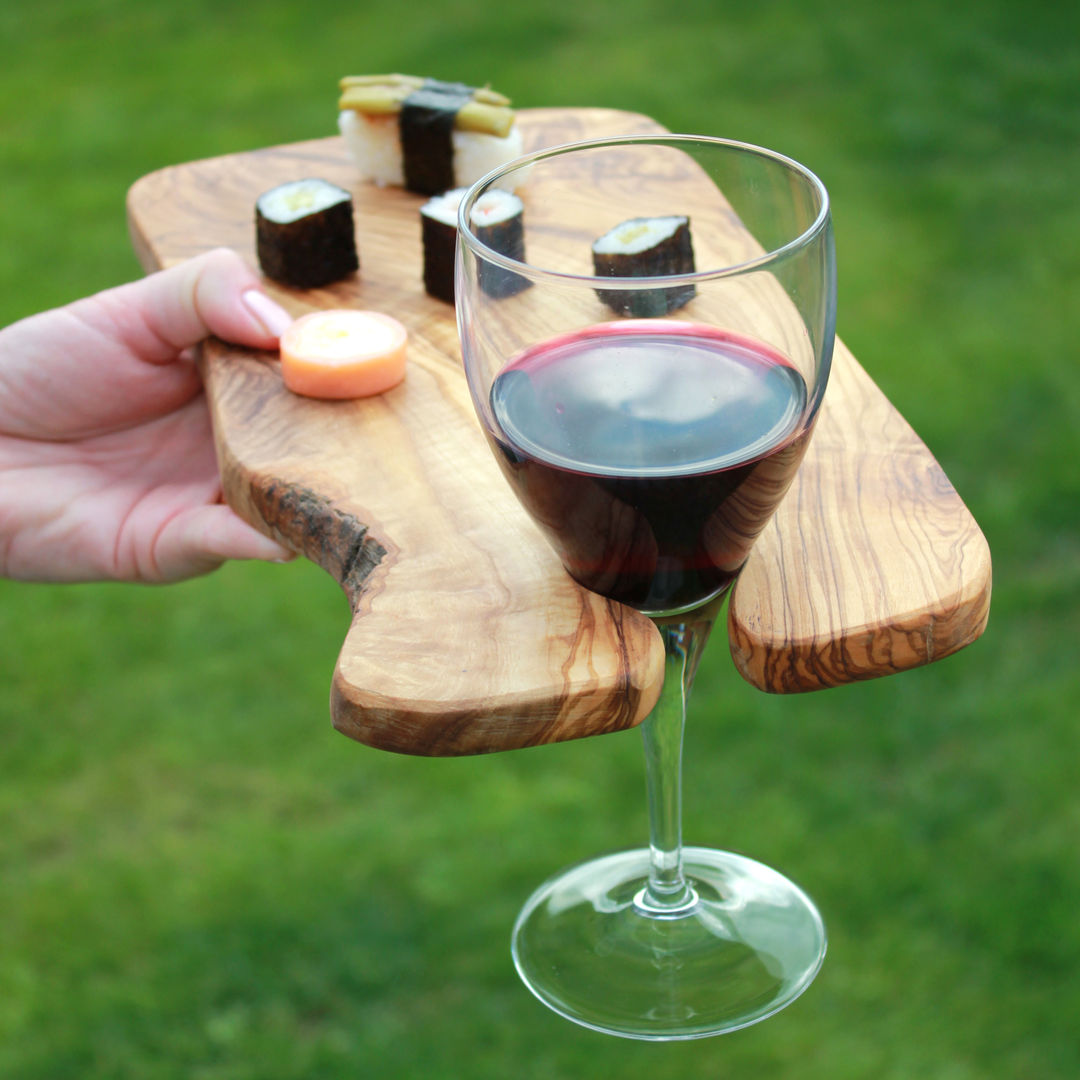 Rustic Olive Wood Party Canapé Boards with Wine Holder, The Rustic Dish The Rustic Dish Jardins rústicos Acessórios e decoração