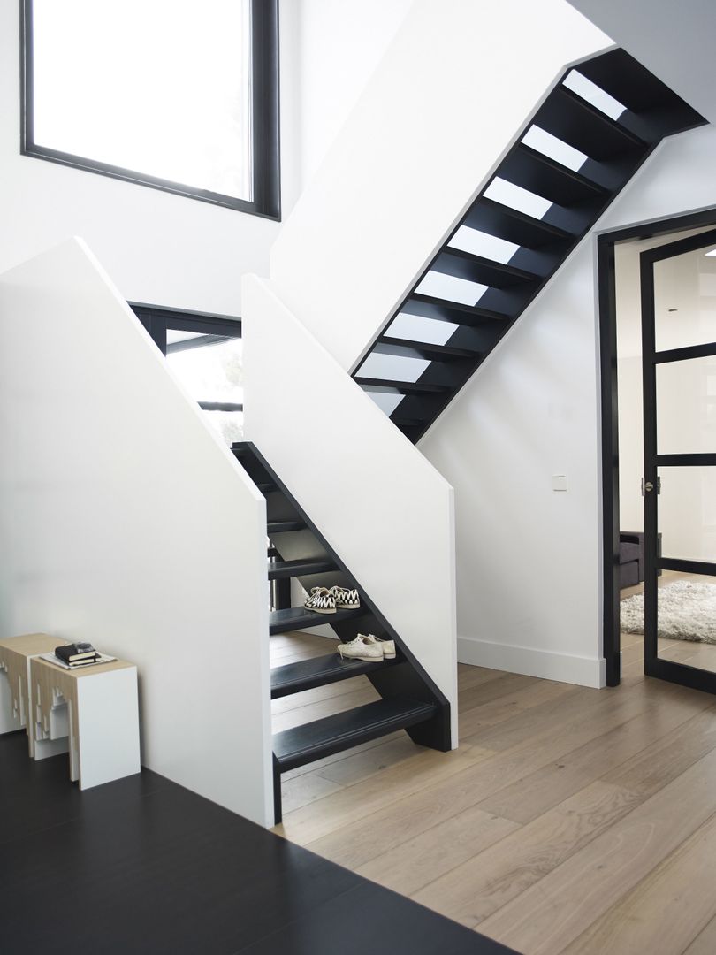 homify Modern corridor, hallway & stairs