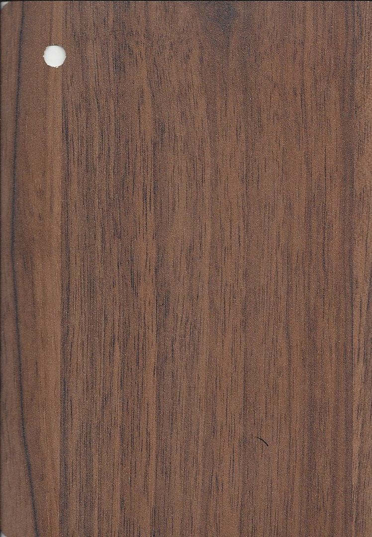 Natural Dijon Walnut homify Quartos clássicos Acessórios e decoração