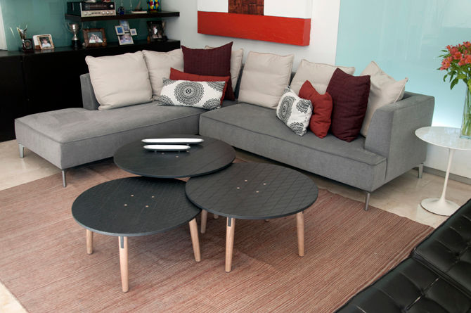 Mesa centro Hiru, Mediamadera Mediamadera Modern living room لکڑی Wood effect Side tables & trays