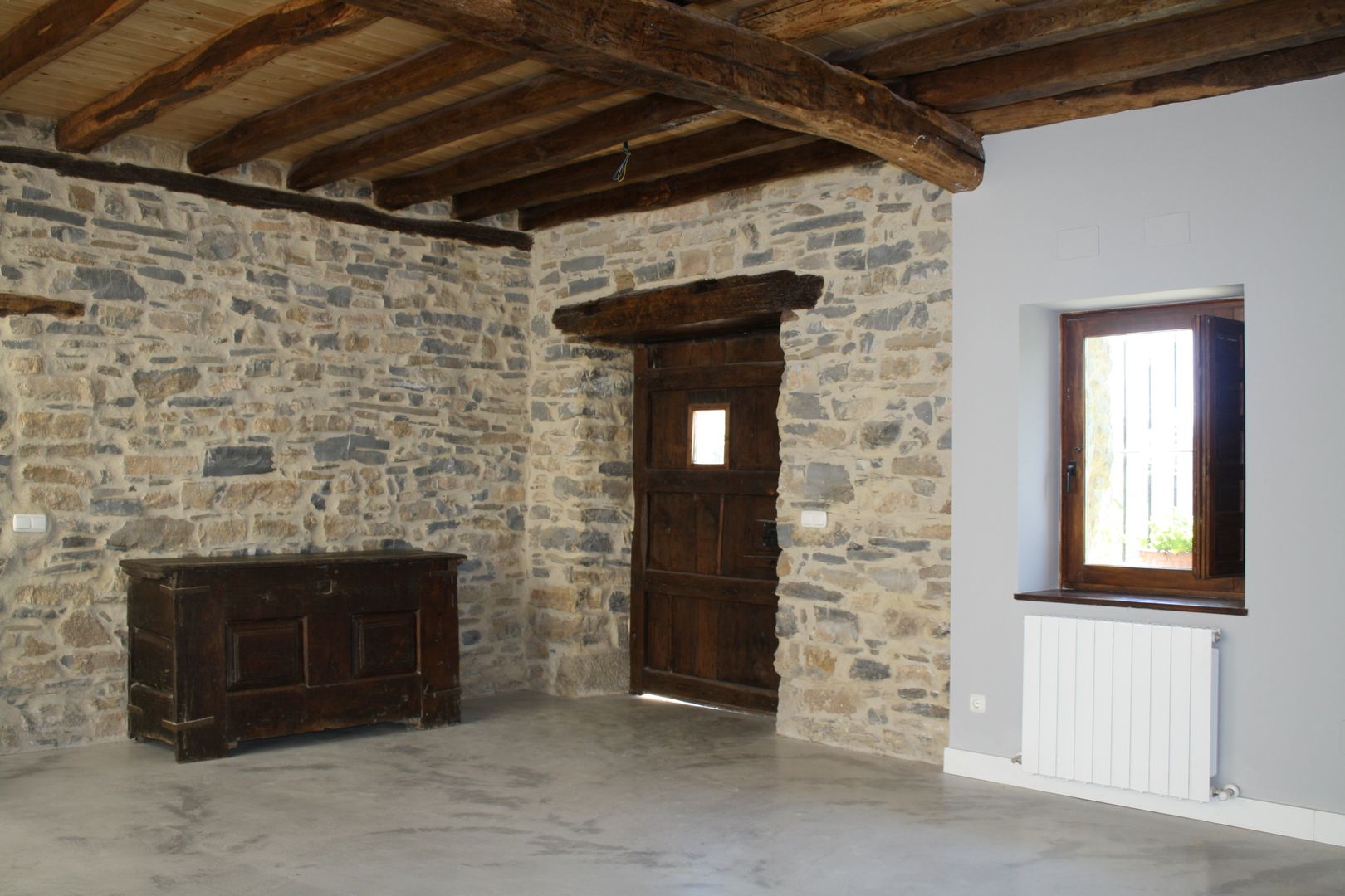 Rehabilitación de Caserío en Bergara (Guipuzcoa), Lidera domÉstica Lidera domÉstica Rustic style living room