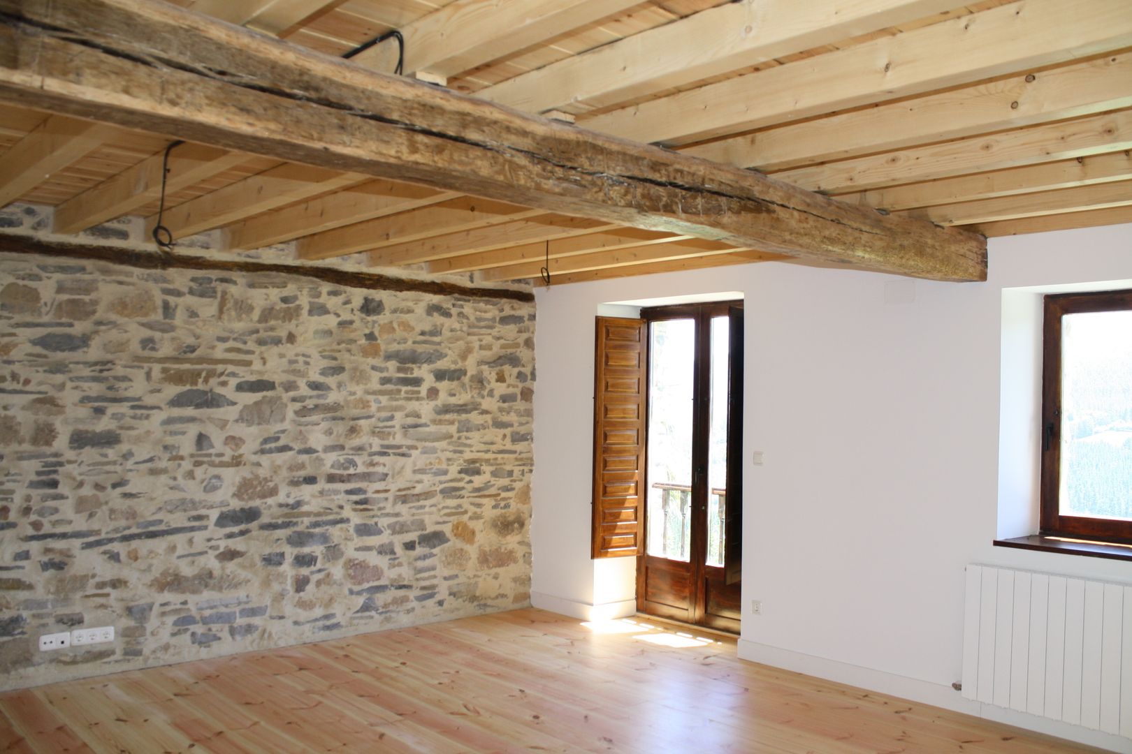 Rehabilitación de Caserío en Bergara (Guipuzcoa), Lidera domÉstica Lidera domÉstica Rustic style bedroom