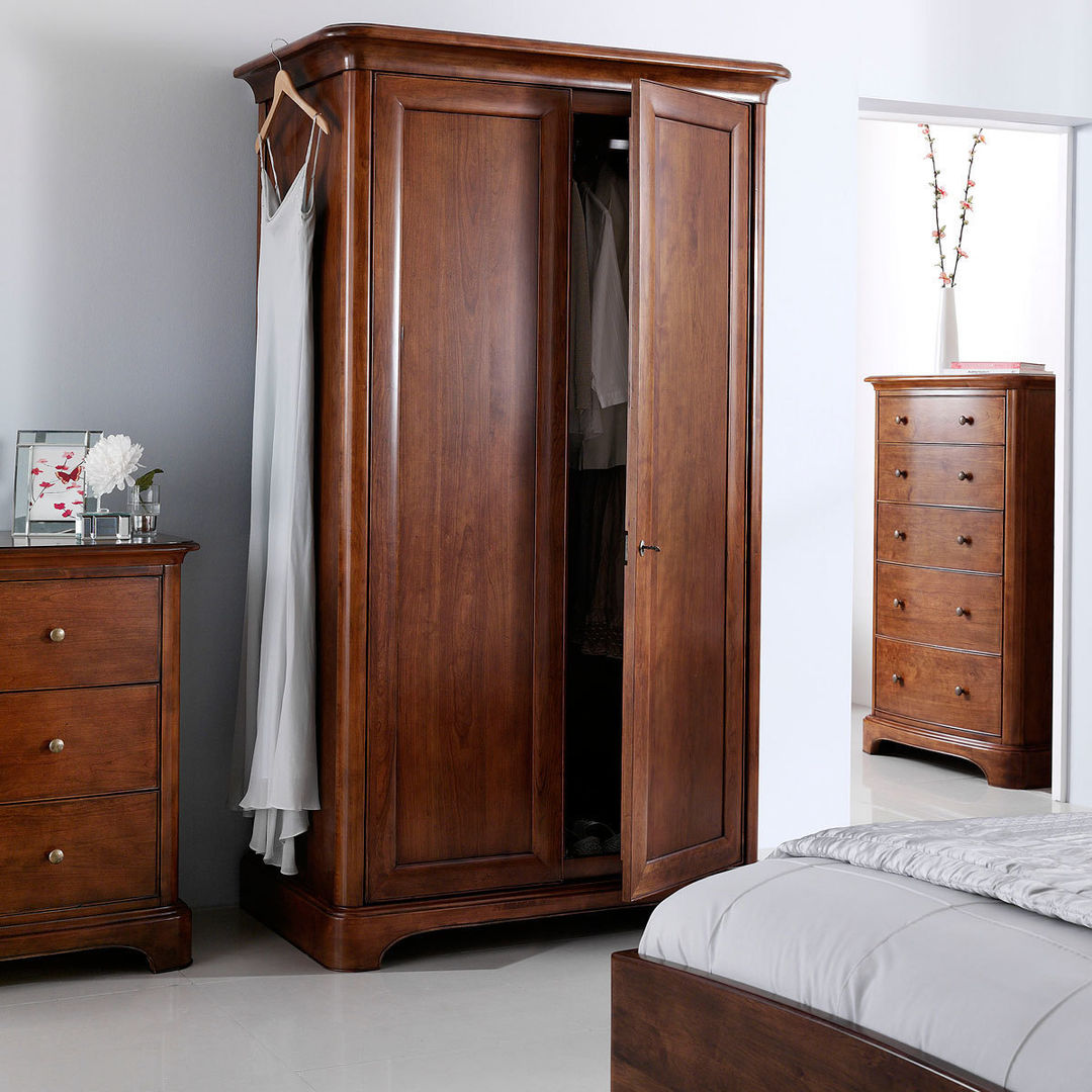 Furniture, CROWN FRENCH FURNITURE CROWN FRENCH FURNITURE Kamar Tidur Gaya Country Wardrobes & closets