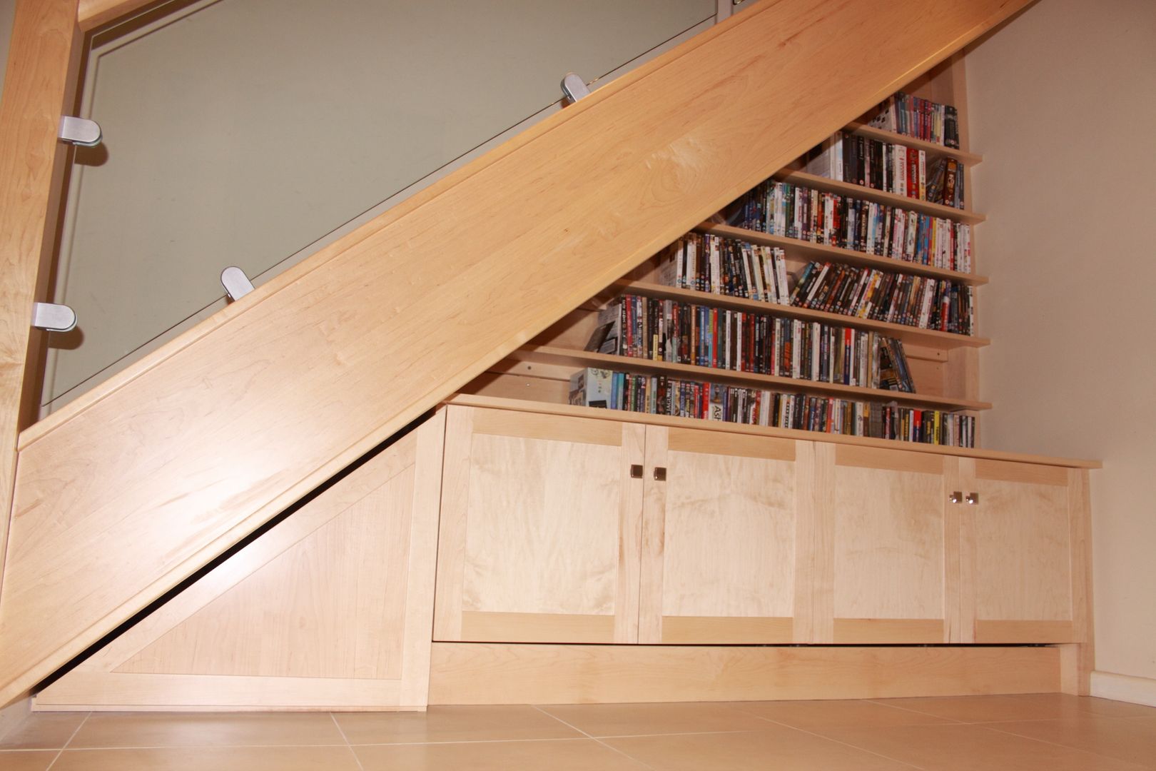 Stair Unit Worsley Woodworking Modern corridor, hallway & stairs