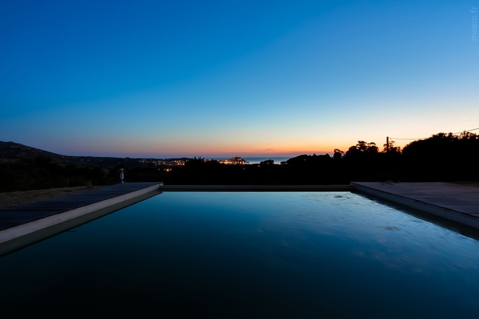 Maison à Calvi, Corse, Meero Meero Mediterraner Garten