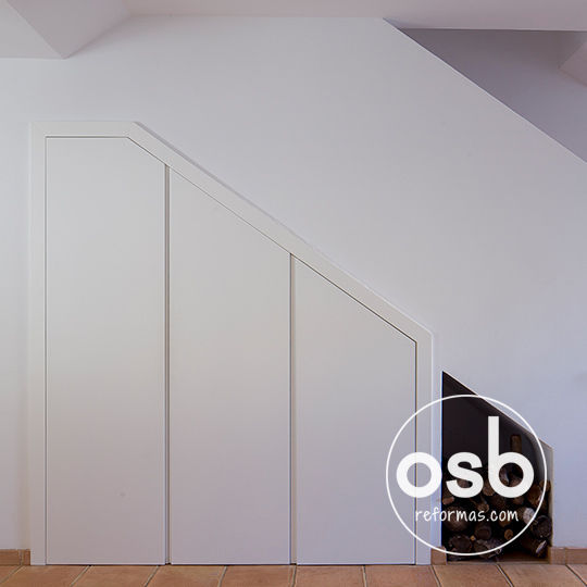 gaviotas, osb arquitectos osb arquitectos Modern Corridor, Hallway and Staircase Storage