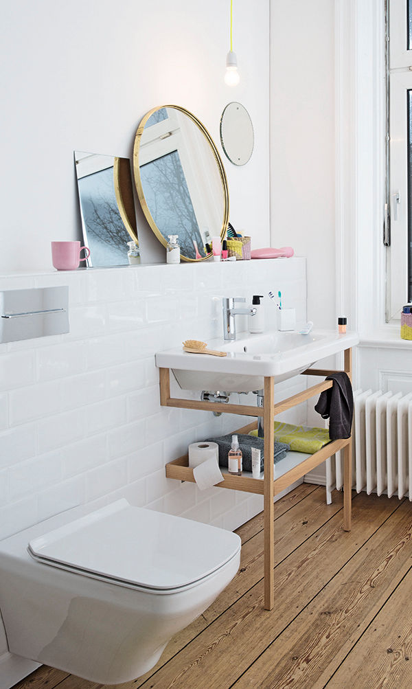 Lavabo sobre fina consola de madera maciza Duravit España Baños modernos Lavabos