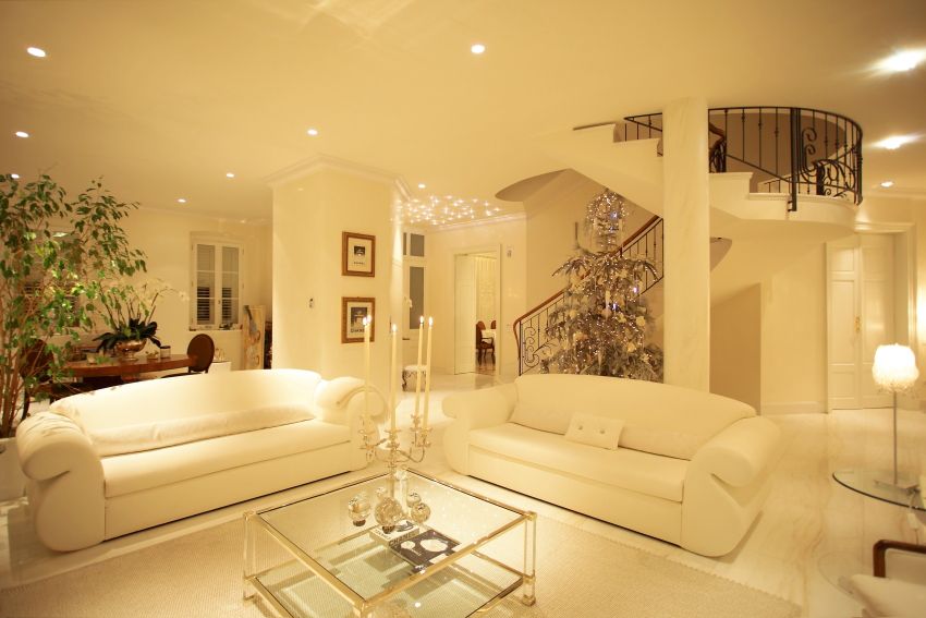 Villa dell'Ottocento, Mobili Donda Mobili Donda Eclectic style living room Sofas & armchairs