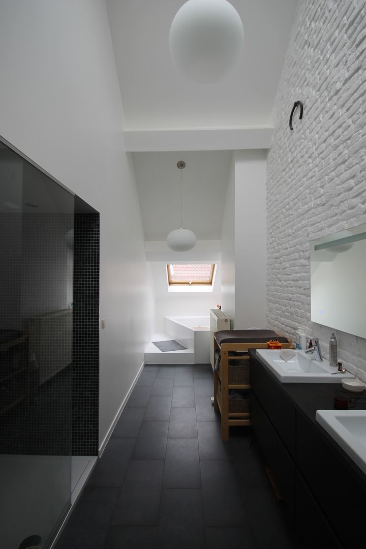 Dublin, ici architectes sprl ici architectes sprl Asyatik Banyo