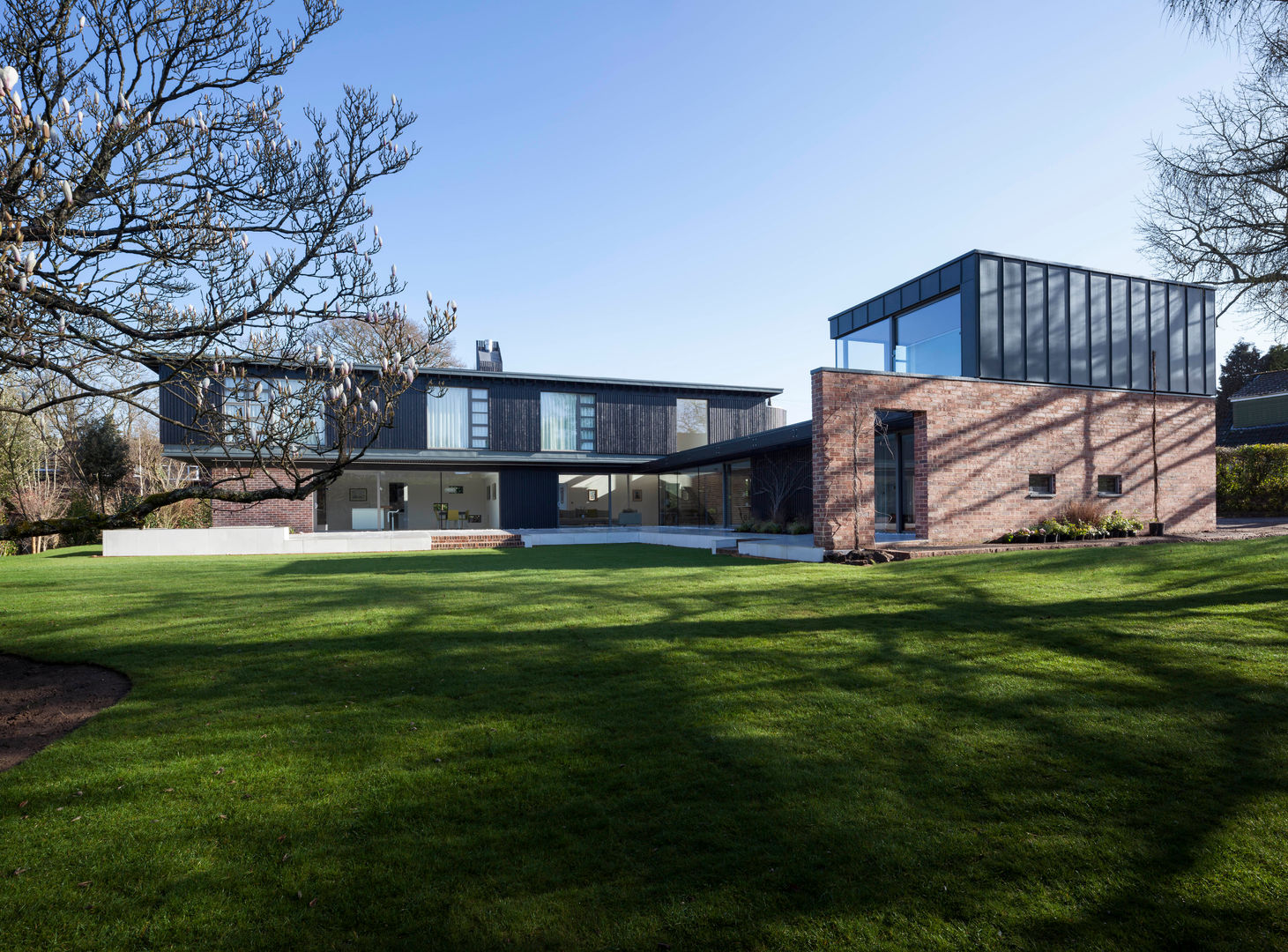 A Dreamy Private House Project in Cardiff, LOYN+CO ARCHITECTS LOYN+CO ARCHITECTS