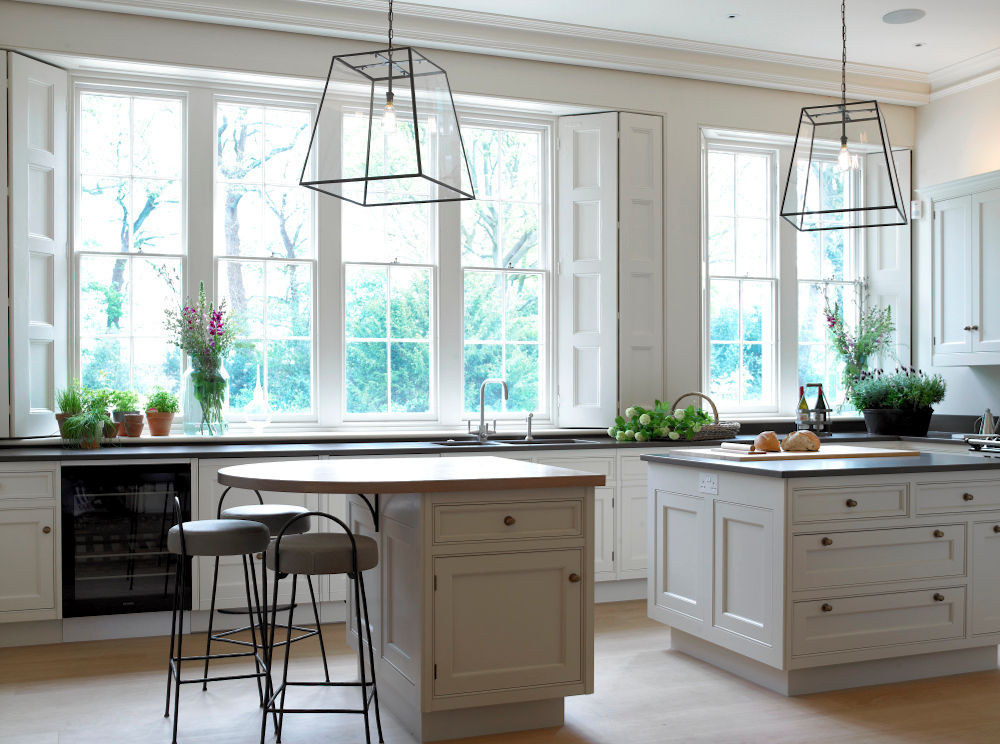 Traditional kitchen, Manor Farm, Oxfordshire Concept Interior Design & Decoration Ltd Nhà bếp phong cách đồng quê