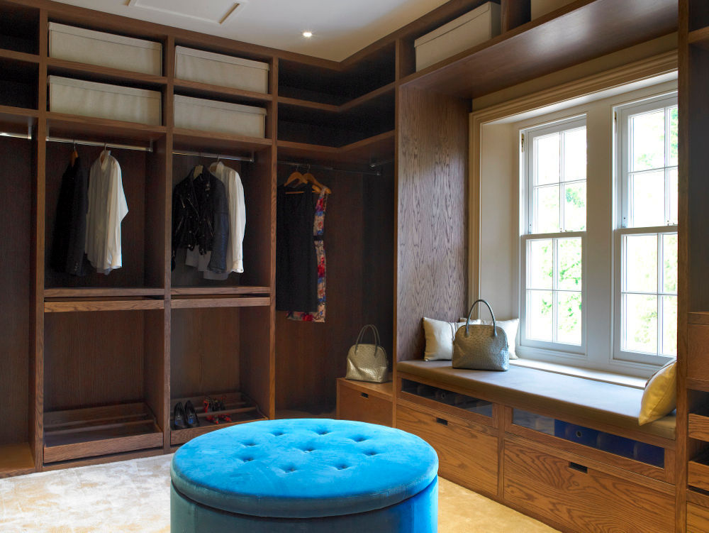 Dressing room, Manor Farm, Oxfordhire Concept Interior Design & Decoration Ltd Гардеробная в стиле модерн