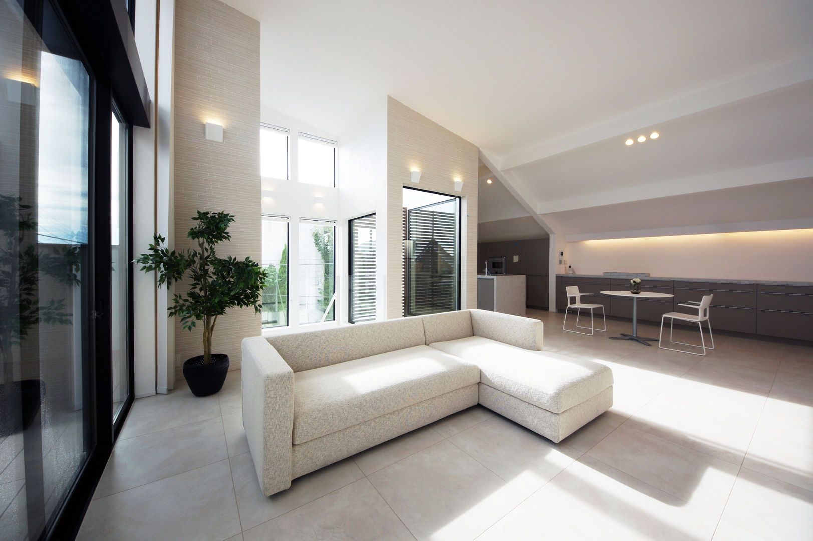 プライベートバルコニーを持つ家, TERAJIMA ARCHITECTS／テラジマアーキテクツ TERAJIMA ARCHITECTS／テラジマアーキテクツ Modern living room