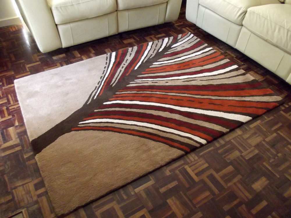 Palm Frond Contemporary Leaf Statement Rug Interiors by Element Pavimentos Tapetes e alcatifas