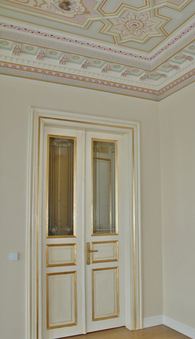 Rumelihisarı Yalı Restorasyonu, Öztek Mimarlık Restorasyon İnşaat Mühendislik Öztek Mimarlık Restorasyon İnşaat Mühendislik Doors لکڑی Wood effect Doors