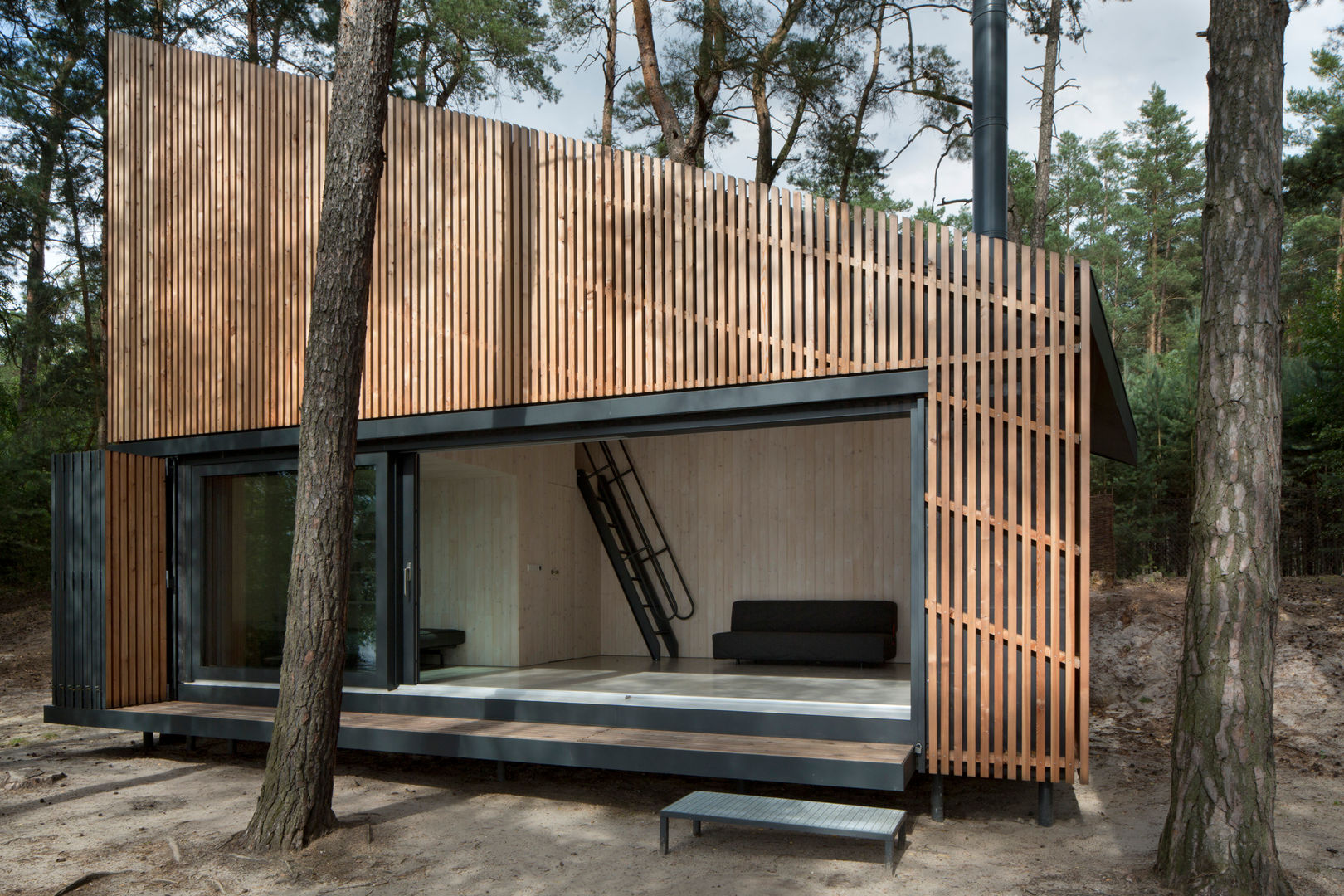 Lake Cabin FAM Architekti Moderne huizen