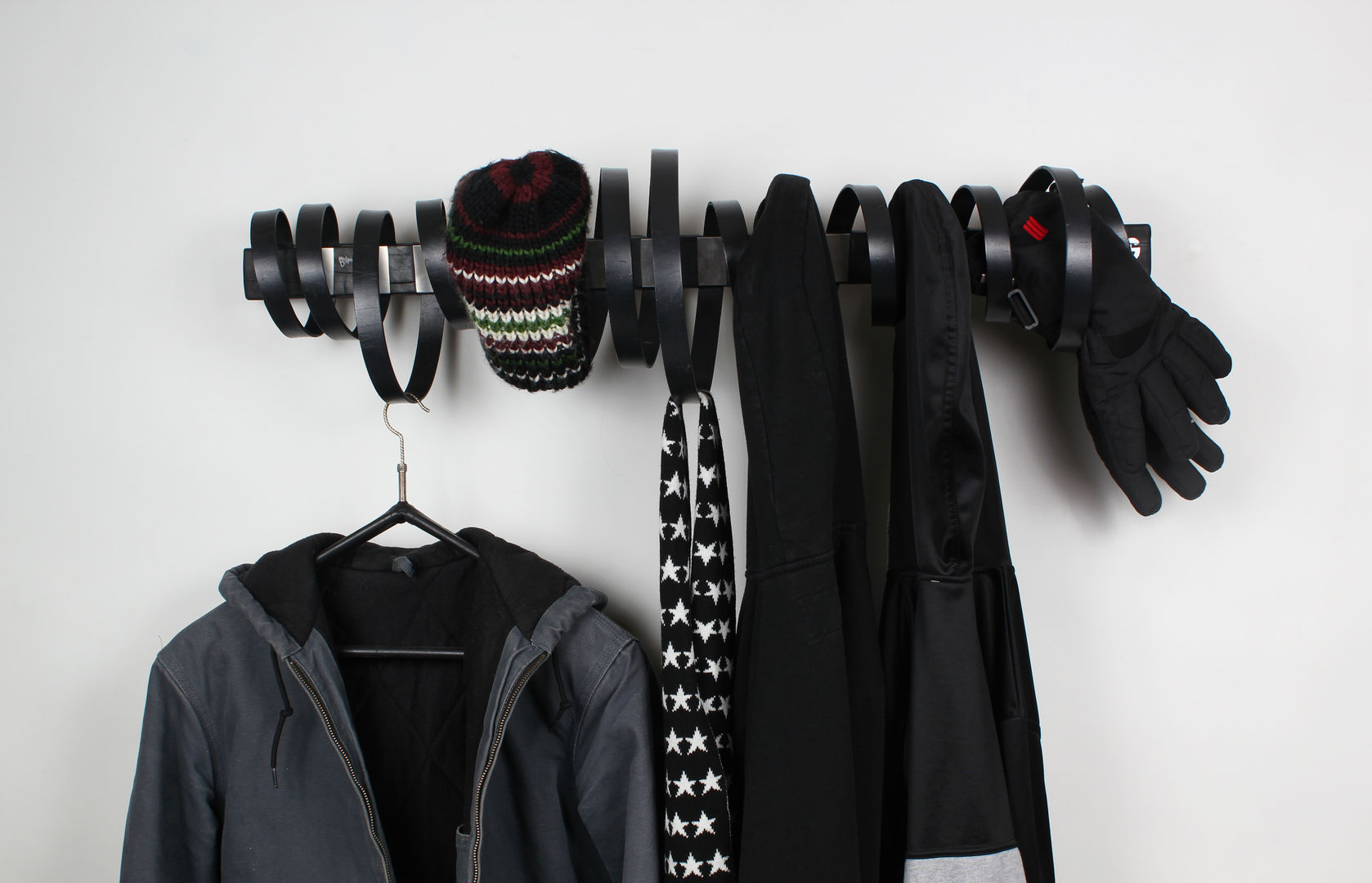 Garderobe LOOP, Groegl Upcycling Groegl Upcycling إنتقائي، أسلوب، الرواق، رواق، &، درج Clothes hooks & stands