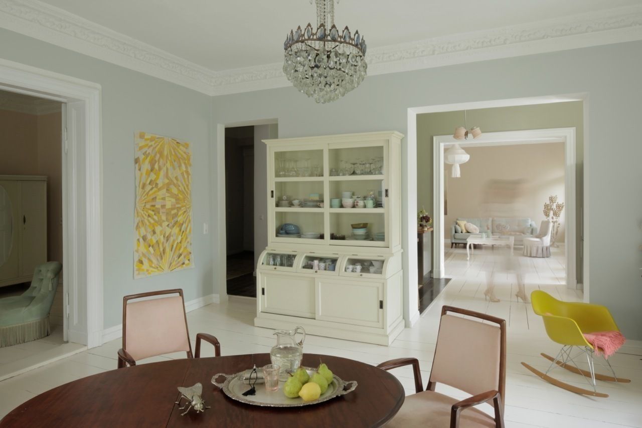 homify Classic style dining room