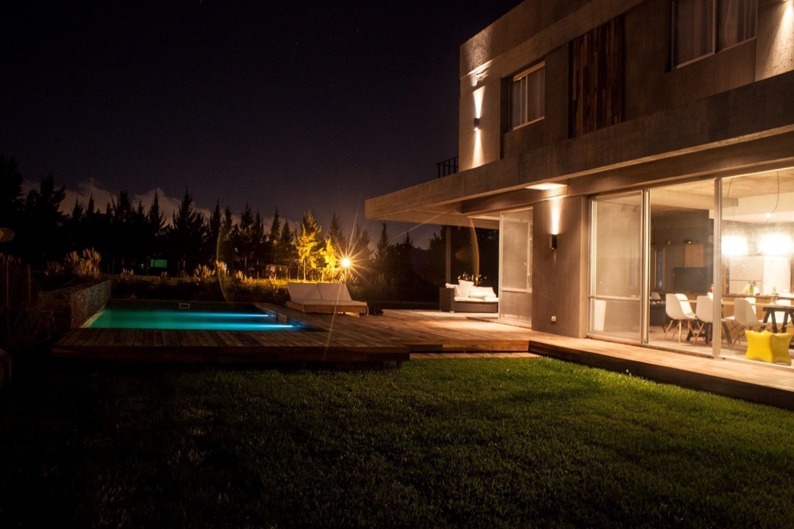 Casa MM, FAARQ - Facundo Arana Arquitecto & asoc. FAARQ - Facundo Arana Arquitecto & asoc. منازل