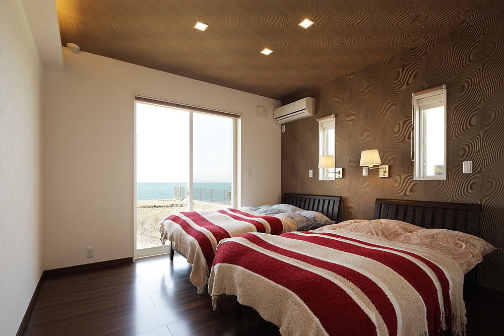 プロバンス風住宅, 有限会社タクト設計事務所 有限会社タクト設計事務所 Asian style bedroom