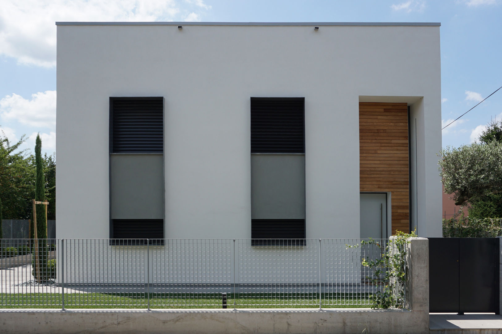 BCHouse_Villa privata, Plus Concept Studio Plus Concept Studio Minimalist house