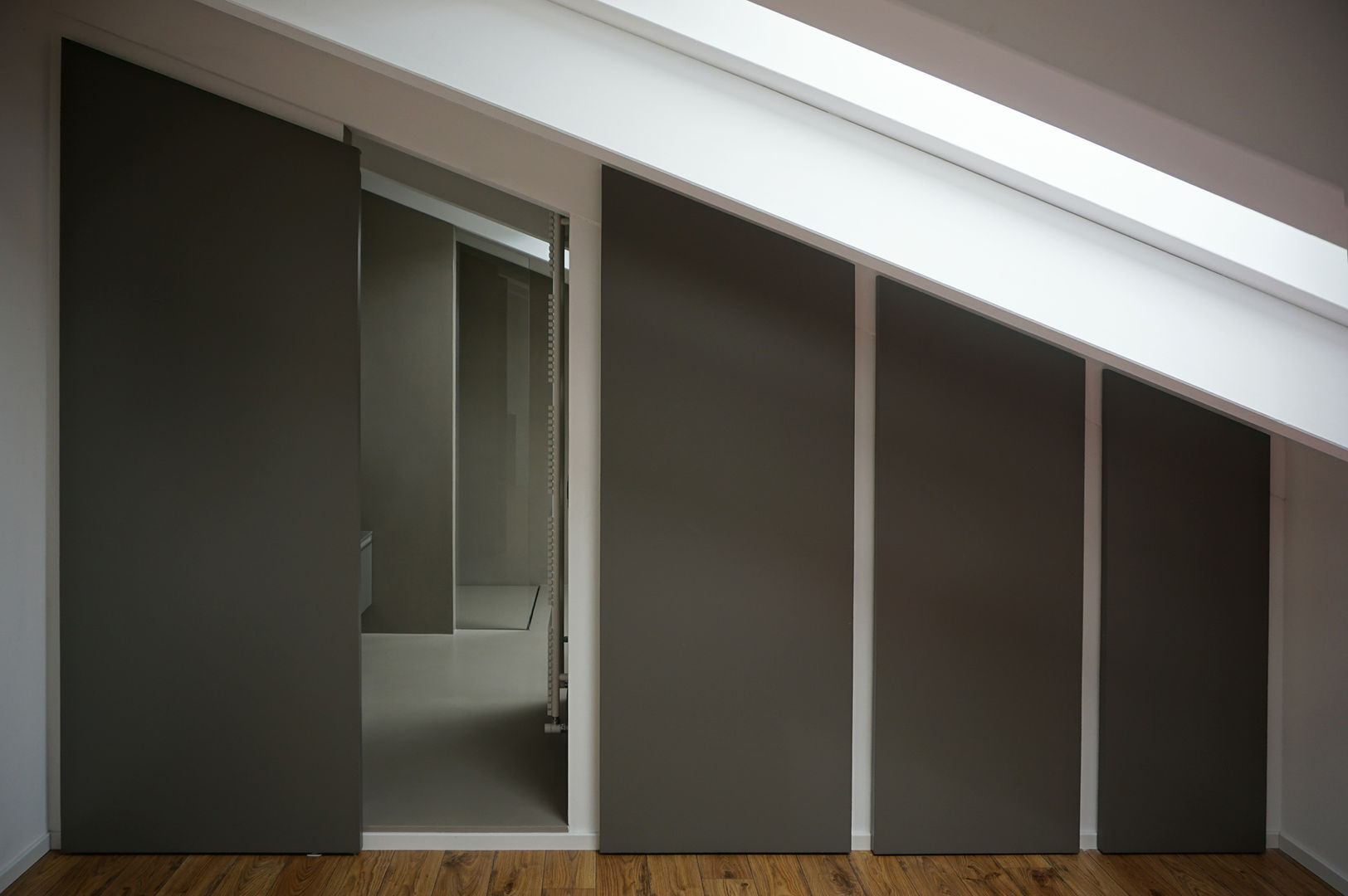 BCHouse_Villa privata, Plus Concept Studio Plus Concept Studio Modern bathroom