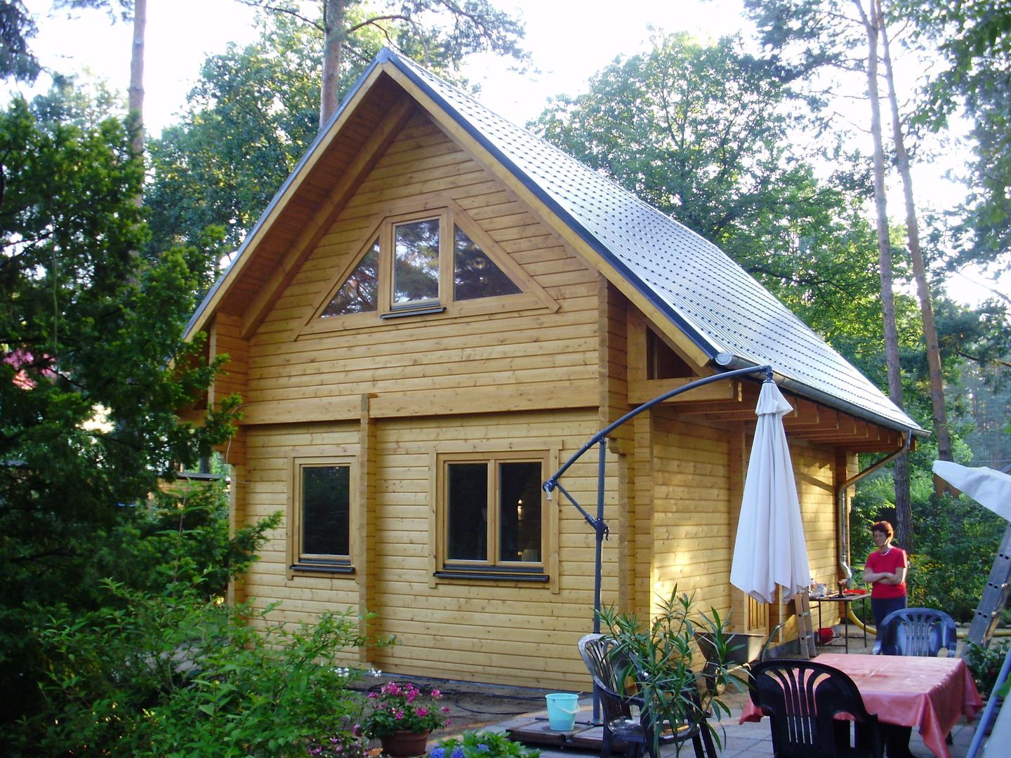 Flexibles Blockhaus Fjord als Bausatz , THULE Blockhaus GmbH - Ihr Fertigbausatz für ein Holzhaus THULE Blockhaus GmbH - Ihr Fertigbausatz für ein Holzhaus Casas de estilo rústico