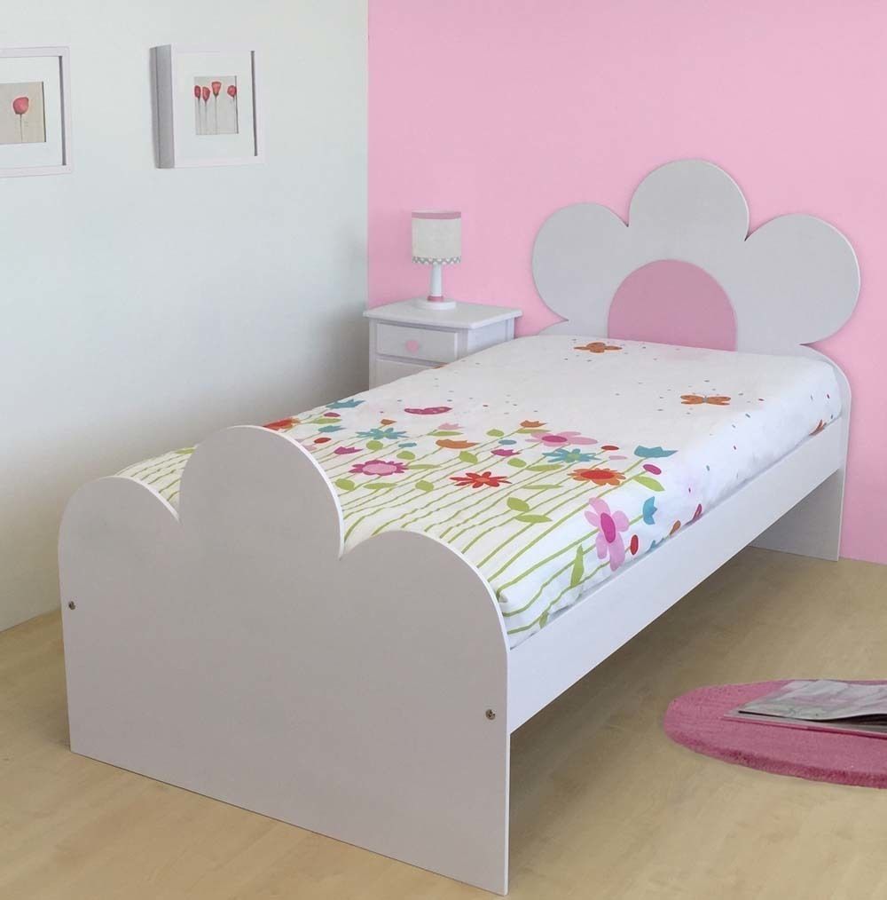 ​Cama infantil Flor 90 x 190 cm homify Dormitorios infantiles de estilo clásico Camas y cunas