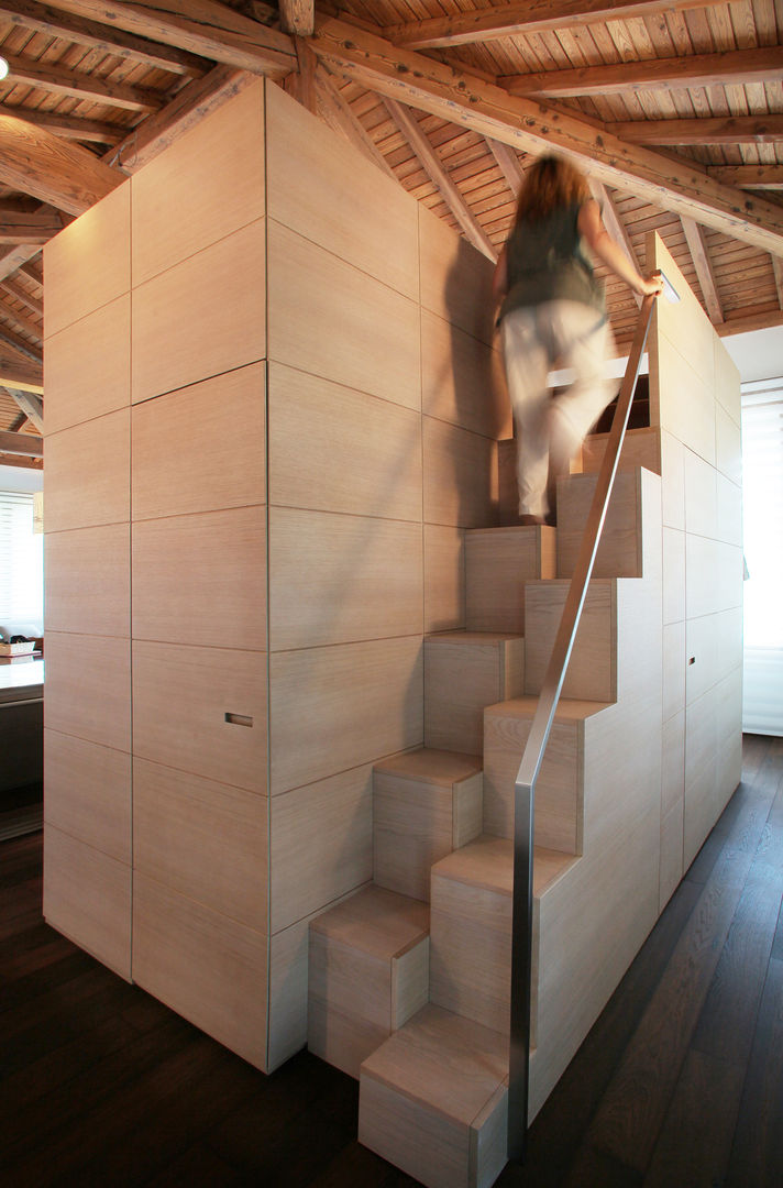 homify Cầu thang Stairs
