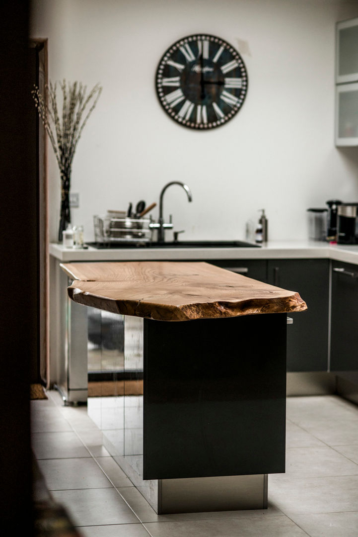 Kitchen Island, One Off Oak Limited One Off Oak Limited مطبخ ألواح المطبخ