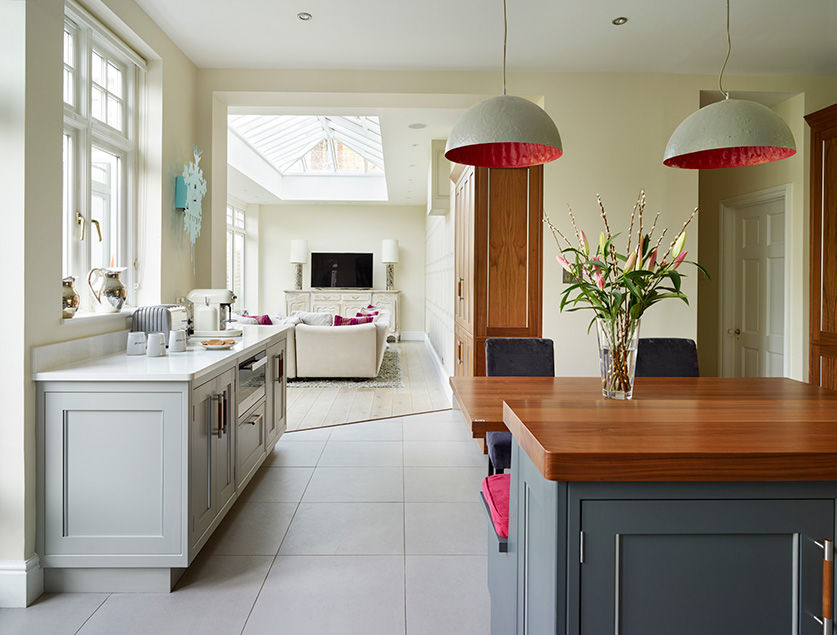 Belgravia | A Modern Classic Davonport Modern kitchen Wood Wood effect