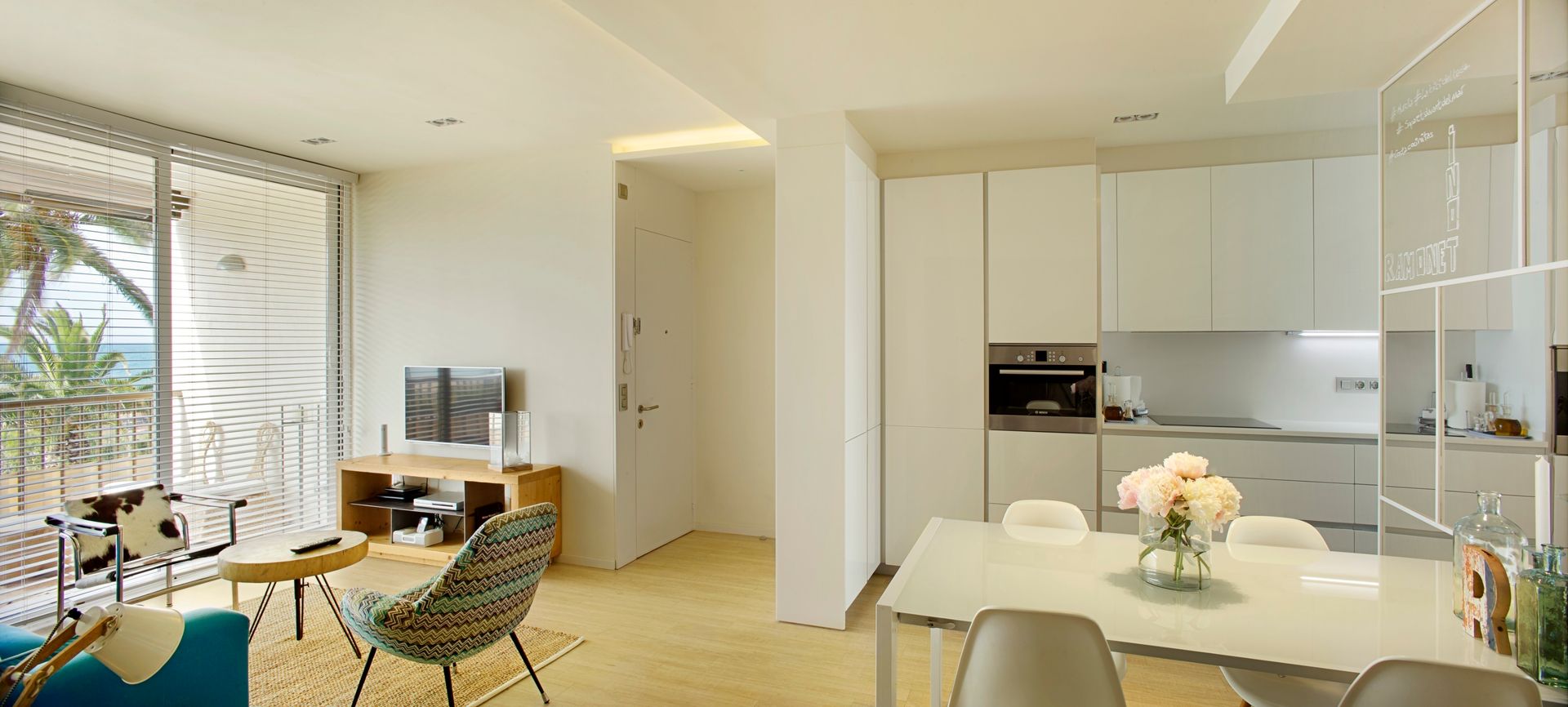 Apartamento CT, costa+dos costa+dos Scandinavian style kitchen