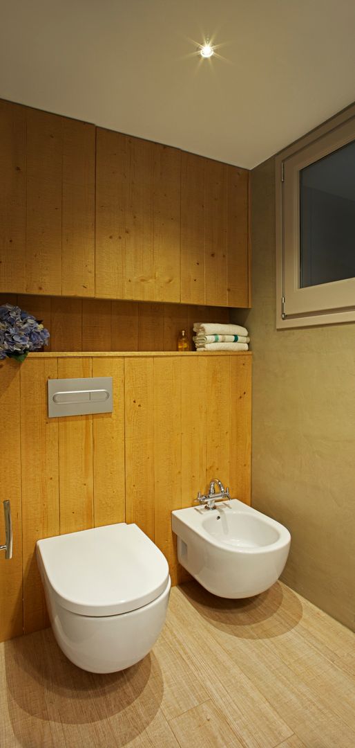 Apartamento CT, costa+dos costa+dos Phòng tắm phong cách Bắc Âu