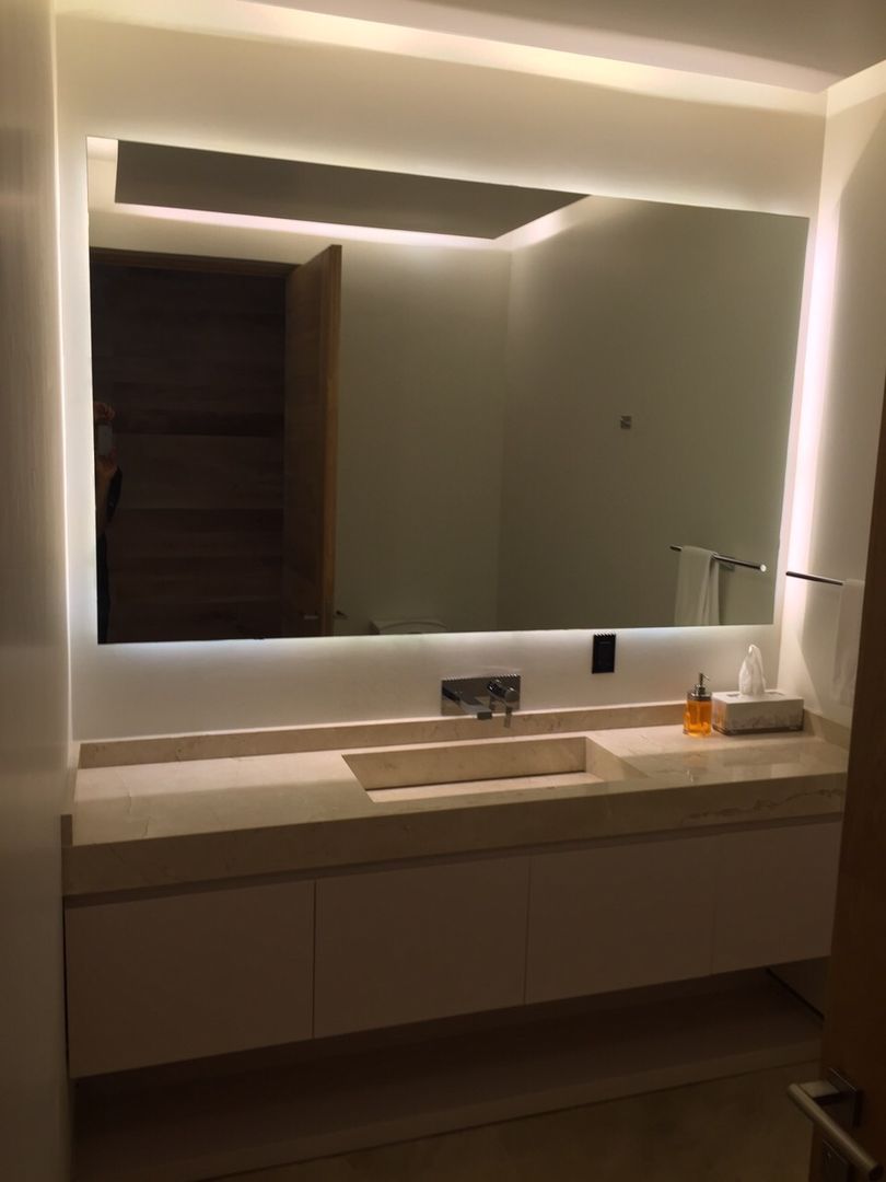 DISEÑO DE MOBILIARIO Y OTROS, HO arquitectura de interiores HO arquitectura de interiores Modern bathroom Mirrors