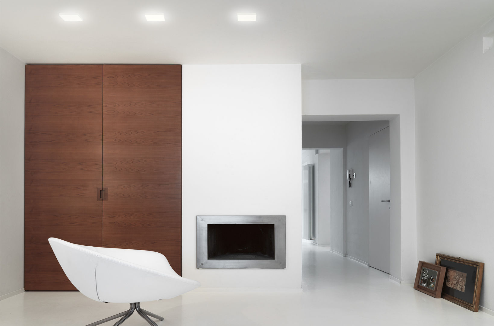 Residenza Privata, Reggiani SPA Illuminazione Reggiani SPA Illuminazione Salas multimedia de estilo minimalista