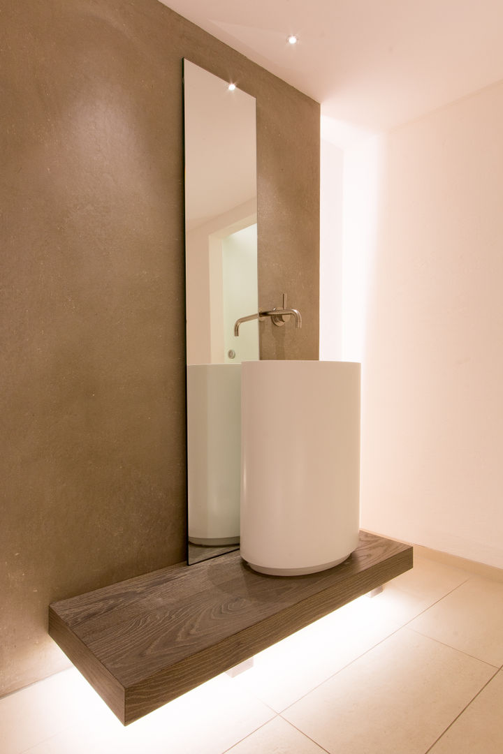 Spa,New Style progressiv, Ulrich holz -Baddesign Ulrich holz -Baddesign Spa moderno Azulejo